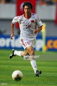 Bo Qu Of China Runs With The Ball During The Fifa World Cup Finals 2002 Group C Match Between Turkey And China Played World Cup Final World Cup Fifa World Cup