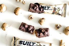 Protein blend (whey protein isolate, partially hydrolyzed whey . Mouthwatering Dark Chocolate Cookie Dough Built Bar Announced