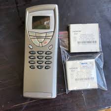 Nokia 9210i Communicator with Extra ...
