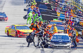 Nascar Folds Of Honor Quiktrip 500 Sports Newspressnow Com
