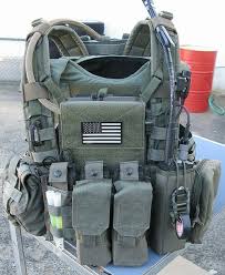 Epingle Sur Equipement De Combat
