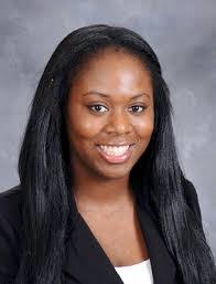 Robyn Lomax's Instagram, Twitter & Facebook