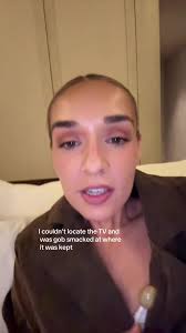 Descubriendo el Televisor en el Hotel Mondrian