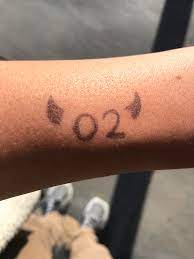 Begin by drawing a faint design of your choice at the back of your palm using a ballpoint pen. My Little 02 Inspired Tattoo Ideas Done In Pen Zerotwo