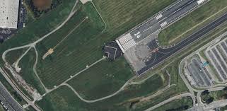 ADDENDUM NO. 001 TO: All Plan Holders RE: Long and Short Term Parking Lot  Reconfiguration Roanoke Regional Airport Commission T&