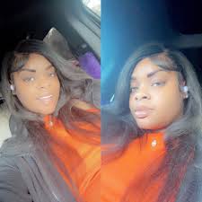 The only question is… left or right? 👀🦀 Which one are you grabbing when  you pull up to Shuck's BWK? Whether it's a loaded crab tray or a full-blown  seafood feast, one