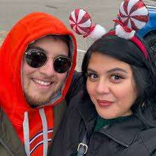 What day-of-coordinator services are available in Naperville for August  23rd, 2025, within a $1000 budget?