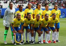 Jogos chegavam a ter mais de 50 mil espetadores. Por Que A Estrutura Do Futebol Feminino Ainda E Ocupada Por Homens No Brasil Hypeness Inovacao E Criatividade Para Todos
