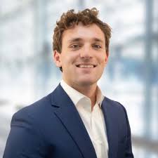 Excited to announce I'll be starting a new role at Lilly & Company as an  account executive starting January 2nd in Austin. Huge thank you to  everyone I was able to work