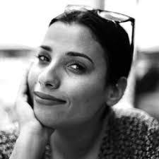 Anna Glassey's Instagram, Twitter & Facebook