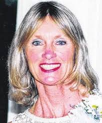 Carol Cox's Instagram, Twitter & Facebook