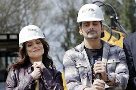 Southeastern salvage home emporium 2728 eugenia ave nashville, tn 37211 phone: Brad Paisley Free Grocery Store Country Star Breaks Ground On Project