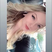 Does the Netflix series Dating After Dark get better?