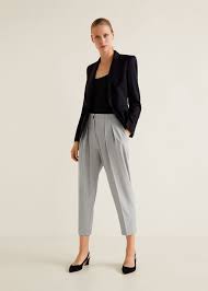 Tendance et super confortable, le pantalon large femme se porte pendant toute l'année et garantit un style intemporel et super chic! Comment Choisir Sa Tenue De Mariage Femme En Pantalon Wedding Secret