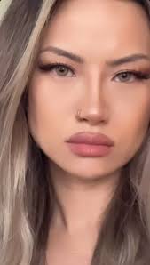 Smashing Pumpkins Guitarist Kiki Wong