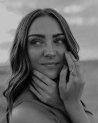 Emma Iverson (@emma.iversonn) • Instagram photos and videos