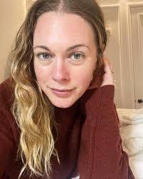 Alison Roman's Instagram, Twitter & Facebook