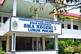 Adiwiyata mandiri tahun 2016, sekolah model, sekolah induk kluster kurikulum 2013 awaluddin, m.si. Sman 1 Lubuk Pakam