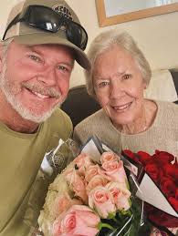 So Grateful for my family and health 🙏🏼❤️☀️#gratitude #family #abundance  #happy #beach #sun #santamonica #life @a_gallip ❤️🙌🏼 @cityofsantamonica  @santamonicapier