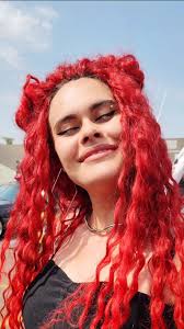 Photos by Manuela Estrada (@manuelaestradaoficial) · October 20, 2025