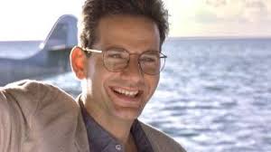 Curious to hear who my doppelgänger is : r/doppelganger