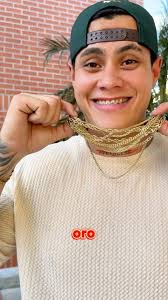 ¡Las prendas de @groovyjoyas_ve están probadas en cámaras salinas y  laboratorios, cuentan con un certificado de garantía DE POR VIDA! 😏😏,  Puedes lucir tus prendas idénticas al oro, pero mucho más ...