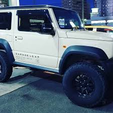 garage leap 愛知県ジムニー専門店 ガレージリープさんはinstagramを利用しています 74専用のオリジナルサスを装着して 235 85r16を付けてみる パンパンや d 欲張り過ぎだな ノーマルバンパーでは厳しい 4インチで215 85が一杯です 参考までに