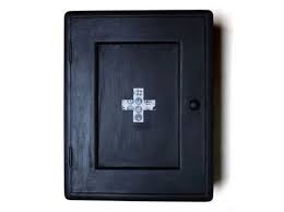 12 Armoires A Pharmacie Pour Ranger Ses Medicaments Armoire A Pharmacie Armoire Et Boite A Pharmacie