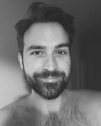 Ross Elliot (@rosselliot) • Instagram photos and videos