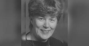 Phyllis Margaret Holm Obituary