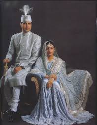 The Nawab Kazim Ali Khan Of Rampur With The Begum Of Rampur Vintage India Indian Outfits Indian Dresses