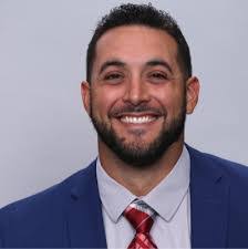 Chris Barks's Instagram, Twitter & Facebook