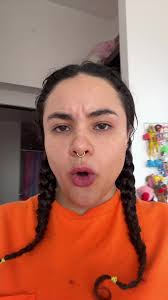 Vídeos de Esmeralda Soto (@laesmeraldasoto) con «som original