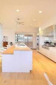Pink Wall Contemporary House In Santa Fe Nm In 2020 Contemporary House Home Room Design Kitchen Designs Layout