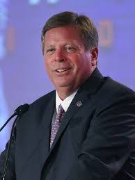 Jim Mcelwain's Instagram, Twitter & Facebook