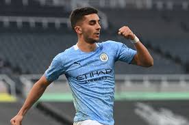 Ferran torres garcía (born 29 february 2000) is a spanish professional footballer who plays as a winger for premier league club manchester city and the spain national team. Ferran Torres Hat Trick Sees Man City Hold Off Newcastle