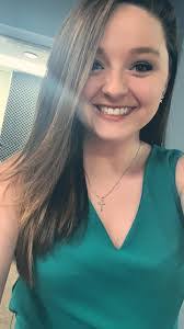 Caroline Morse's Instagram, Twitter & Facebook