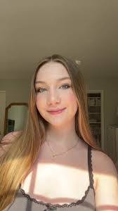 Isabel Miller's Instagram, Twitter & Facebook