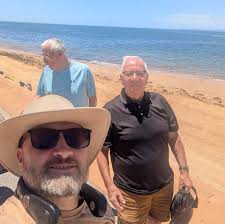 Hello, I am thinking of moving to Italy. My daughter and her mother are  Italian and currently living near Rome. I am a carpenter from the u.k with  10 years experience. Including