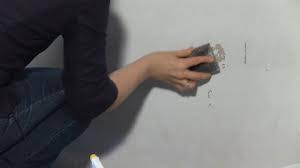 Gittikçe daha fazla insan kendilerini sadece duvar kâğıdıyla yapılabilecek açıklama kalıplarına çekiyorlar. Duvar Kagidi Tutkalinin Yuzeyi Nasil Temizlenir Eipars 2021