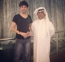 عيسى الجوكم En Twitter مع الزميل بدر الفرهود في دبي مول ومشاركة الأخوة في الإمارات يومهم الوطني Http T Co Pkarkijk7w