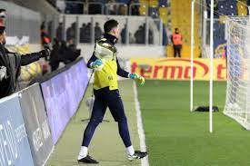 Bizim hedefimiz ankaragücü'nü süper lig'e çıkarmaktı. Altay Bayindir In Ankaragucu Macinda Yaptigi Hata Sosyal Medyada Tepki Cekti Dailymotion Video