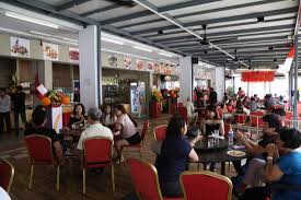 Exterior Alfresco Dining Picture Of De Beer Garden Singapore Tripadvisor