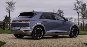 The ioniq 5 was revealed earlier this year and will hit australian showrooms before the end of 2021 the mechanically related kia ev6 shares the same underpinnings and powertrains as the ioniq 5, but. Hyundai Ioniq 5 Stylish Retro Modern Ev Priced From 36 995 In The Uk Carscoops