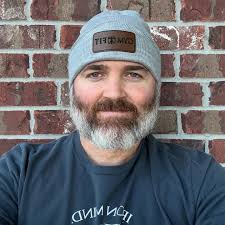 Grinding in the gym with @rainclothingco. No better way to warm up than  with a good hoodie! Get yours today! Use promo code Kane20 for 20% off of  your order. #gym #workout #