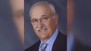 Arnold Dobbs's Instagram, Twitter & Facebook