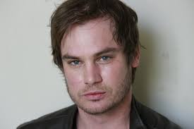 Десмонд Филлипс (Desmond Phillips)