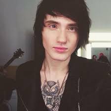Denis Stoff (@GrindEmAll)