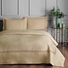 Genç ve çocuk yatak örtüleri. Linens Com Tr