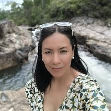 Massive blow out sale today at 7pm. Share this post with 10 other teacher  friends to enter a grand raffle. GIVEAWAYS! See you later.